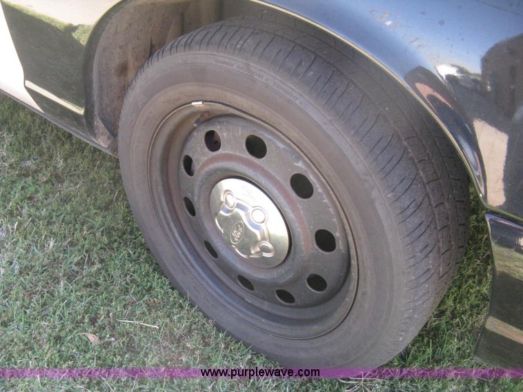 image for item H6276 2008 Ford Crown Victoria Police Interceptor