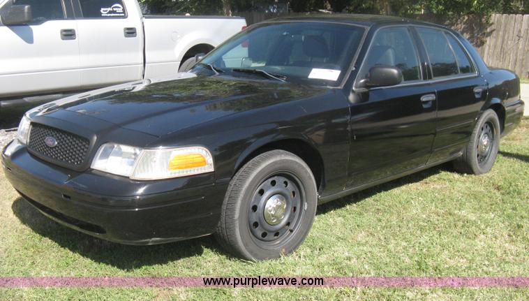 image for item H6277 2008 Ford Crown Victoria Police Interceptor