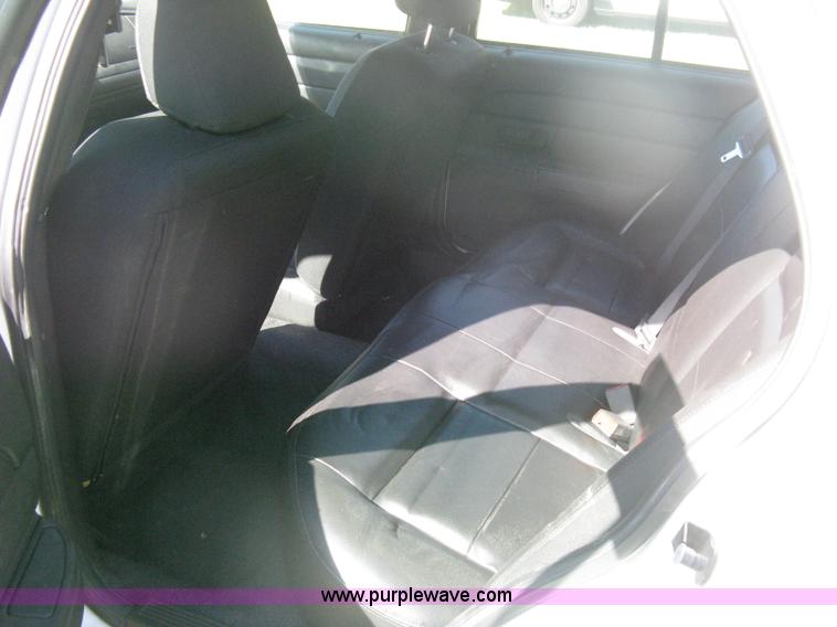 image for item H6277 2008 Ford Crown Victoria Police Interceptor