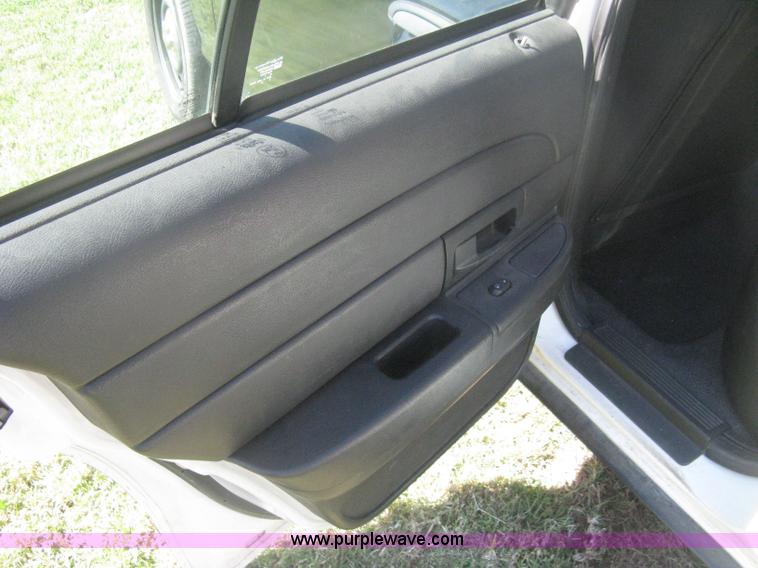 image for item H6277 2008 Ford Crown Victoria Police Interceptor