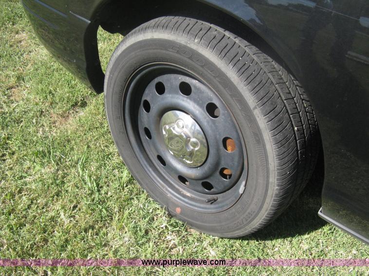 image for item H6277 2008 Ford Crown Victoria Police Interceptor