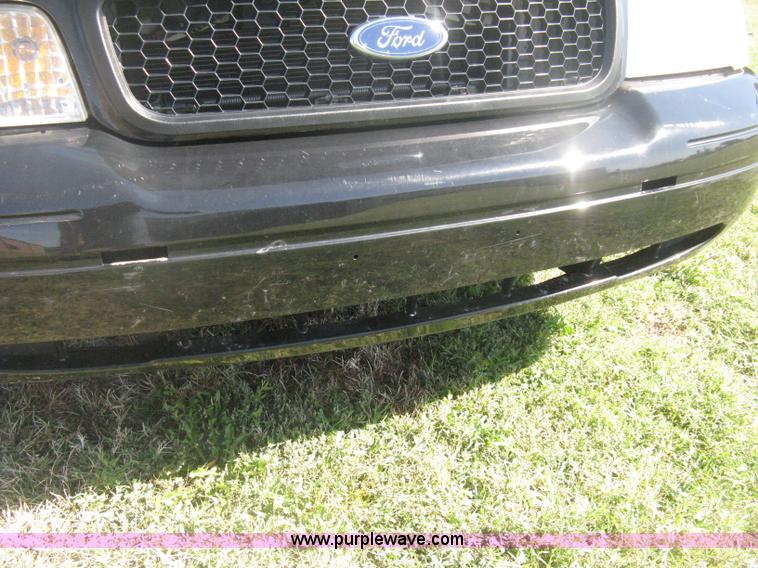 image for item H6277 2008 Ford Crown Victoria Police Interceptor