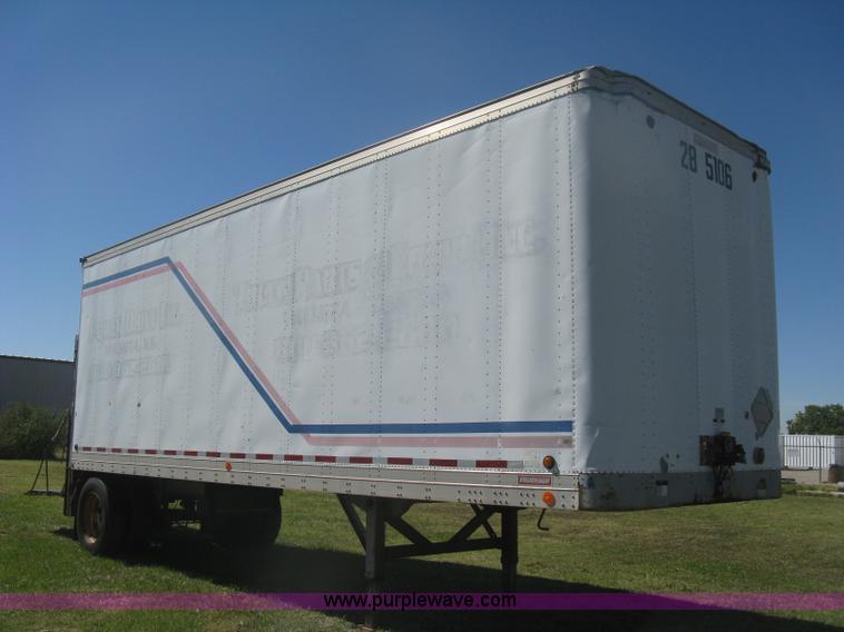 image for item H6278 1990 Fruehauf F889-NF1-28W pup dry van trailer