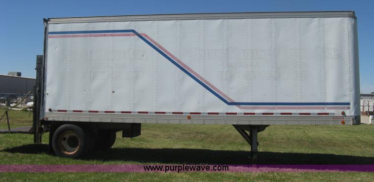 image for item H6278 1990 Fruehauf F889-NF1-28W pup dry van trailer
