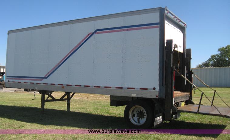 image for item H6278 1990 Fruehauf F889-NF1-28W pup dry van trailer