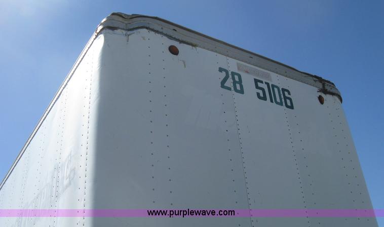 image for item H6278 1990 Fruehauf F889-NF1-28W pup dry van trailer