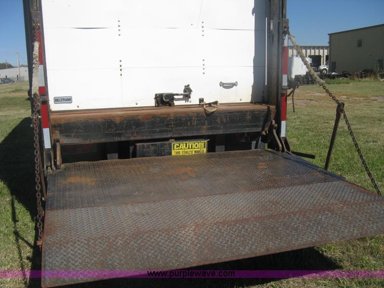 image for item H6278 1990 Fruehauf F889-NF1-28W pup dry van trailer
