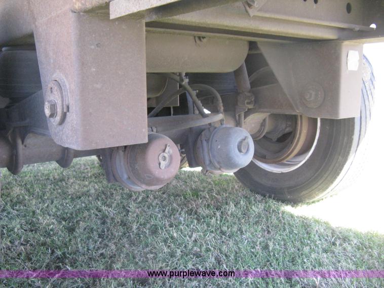 image for item H6280 1995 Lufkin TFV-IPST dry van trailer