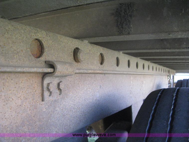 image for item H6280 1995 Lufkin TFV-IPST dry van trailer