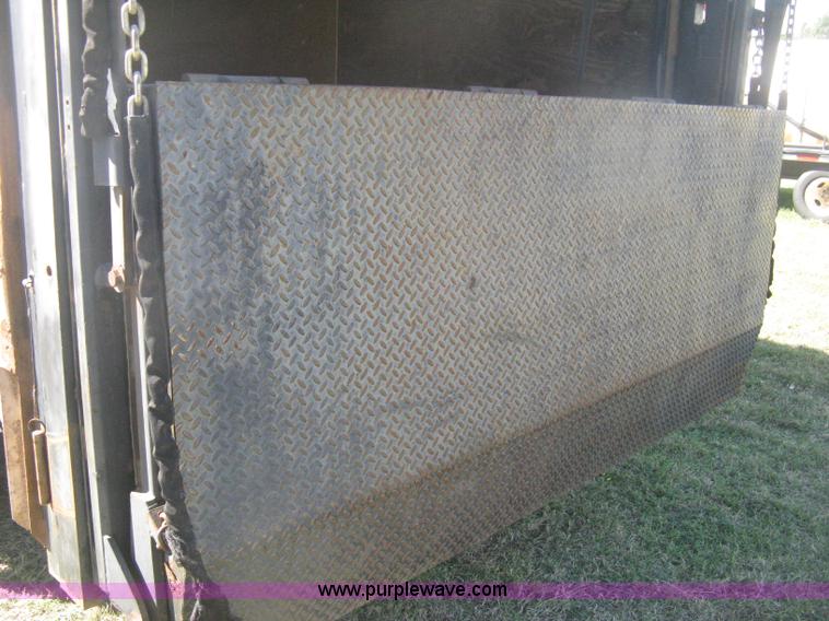 image for item H6280 1995 Lufkin TFV-IPST dry van trailer