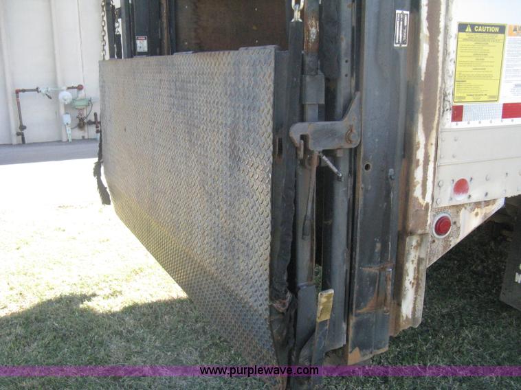 image for item H6280 1995 Lufkin TFV-IPST dry van trailer