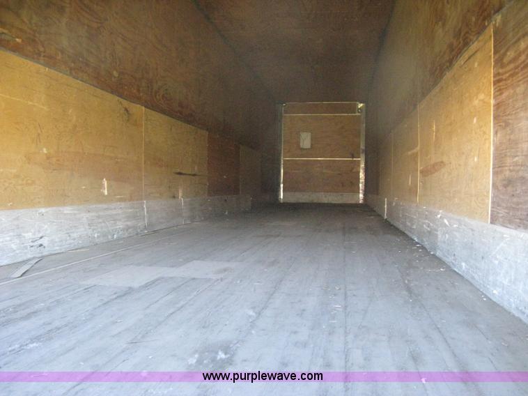 image for item H6280 1995 Lufkin TFV-IPST dry van trailer