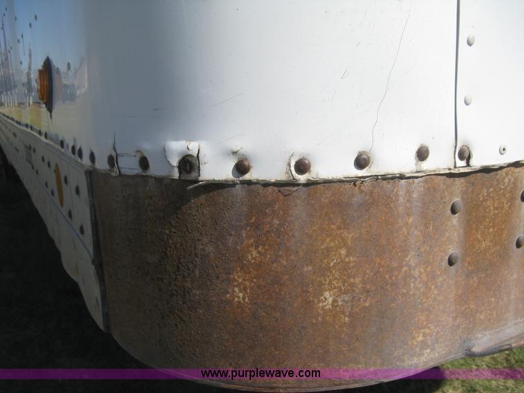 image for item H6280 1995 Lufkin TFV-IPST dry van trailer