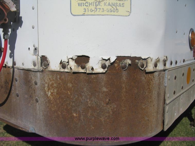 image for item H6280 1995 Lufkin TFV-IPST dry van trailer