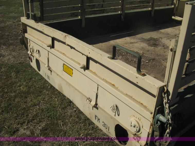 Military style truck bed in Kinsley, KS Item H6290 sold Purple Wave