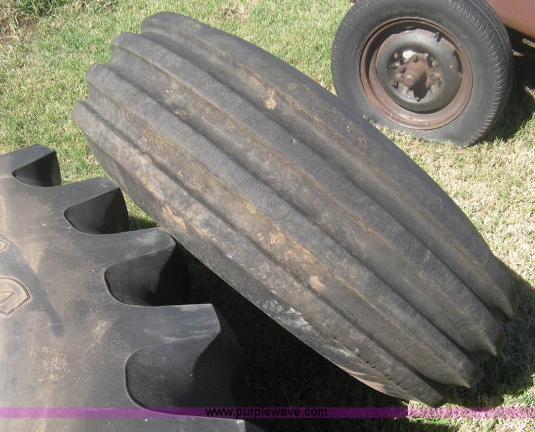 image for item H6317 (4) Gleaner L2 combine tires and wheels