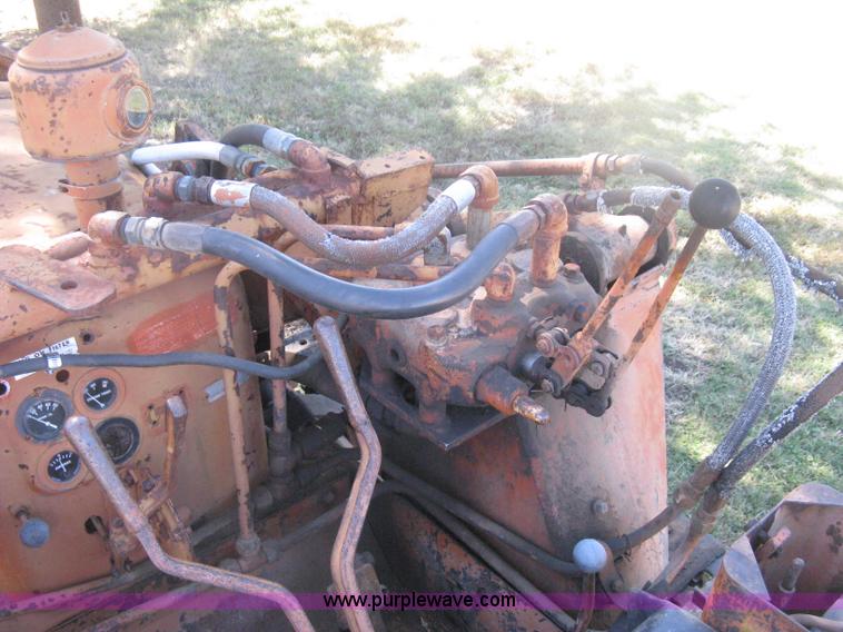 image for item H6325 Allis Chalmers HD5 track loader