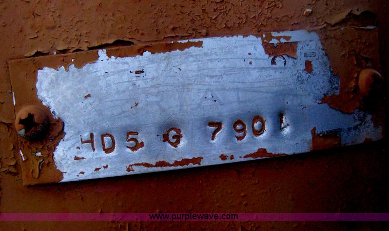 image for item H6325 Allis Chalmers HD5 track loader