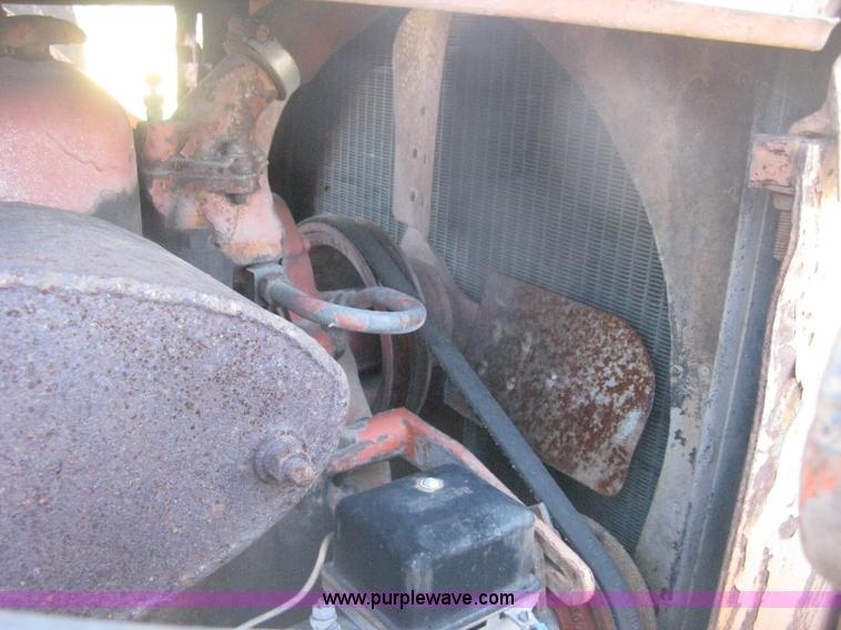 image for item H6325 Allis Chalmers HD5 track loader