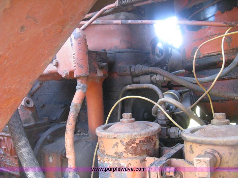 image for item H6325 Allis Chalmers HD5 track loader
