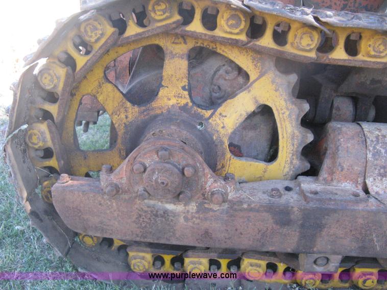 image for item H6325 Allis Chalmers HD5 track loader