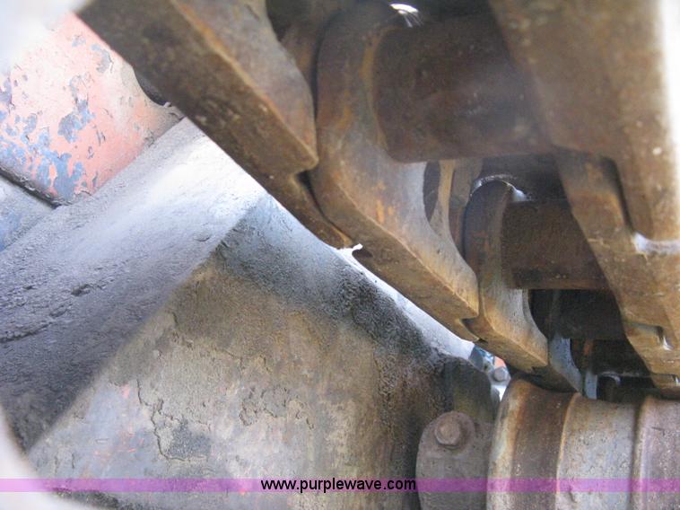 image for item H6325 Allis Chalmers HD5 track loader