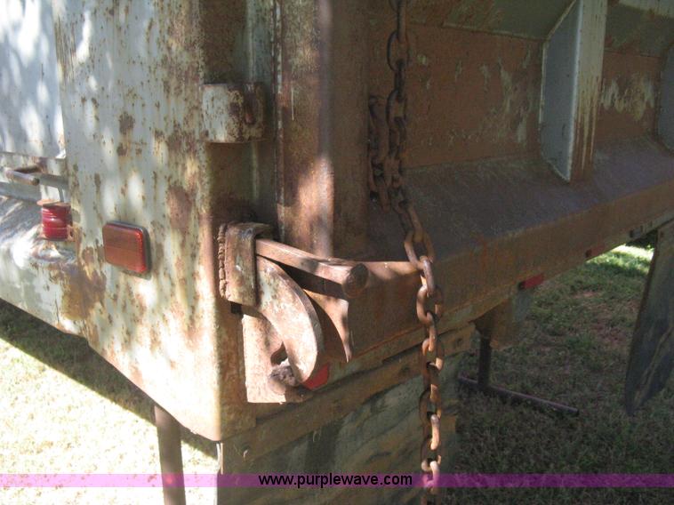 image for item H6329 Davis HPT16-16 dump bed