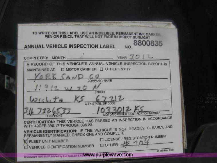 image for item H6330 1981 International 1854 dump truck