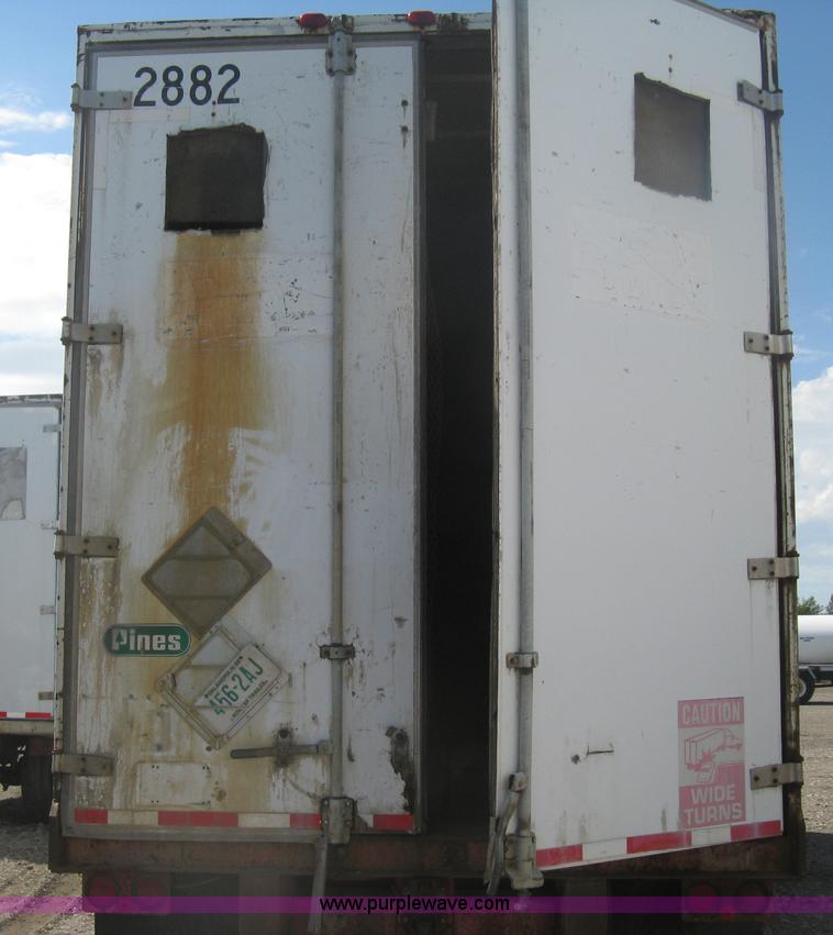 image for item H6344 1987 Pines 28' dry van trailer