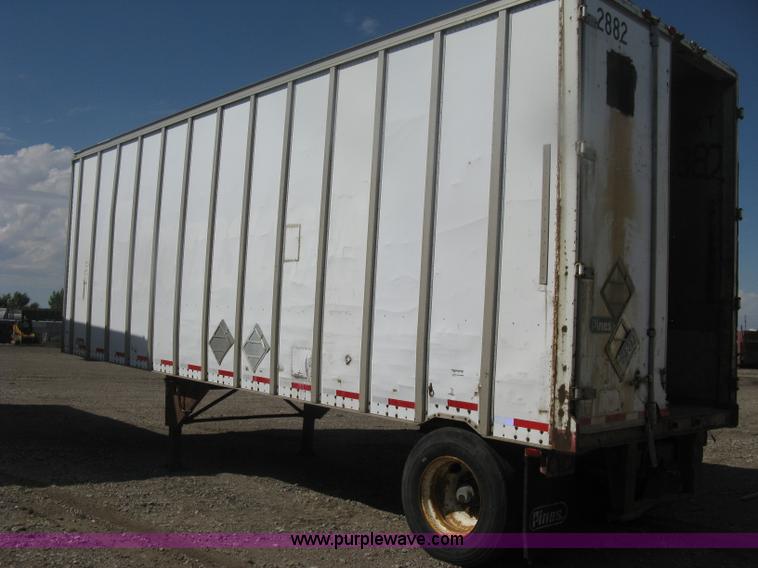 image for item H6344 1987 Pines 28' dry van trailer