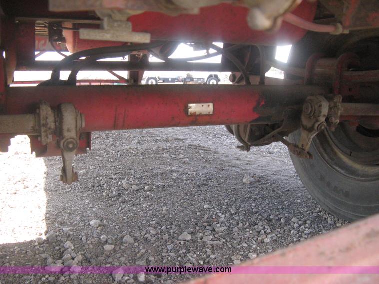 image for item H6344 1987 Pines 28' dry van trailer