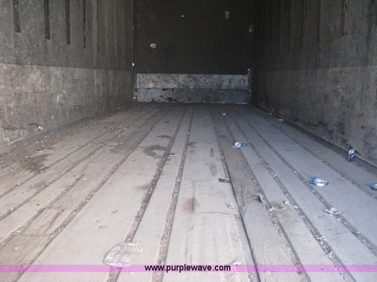 image for item H6344 1987 Pines 28' dry van trailer