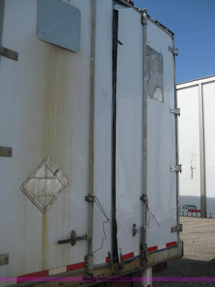 image for item H6345 1987 Pines 28' dry van trailer