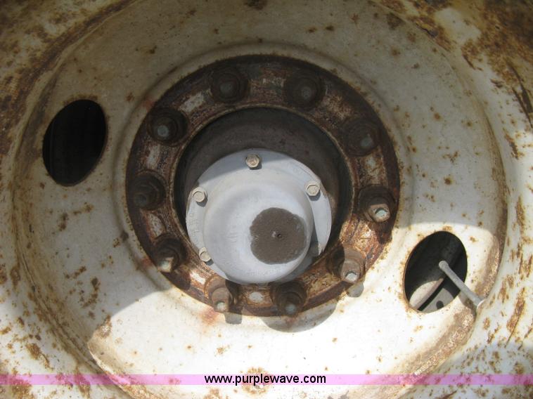 image for item H6345 1987 Pines 28' dry van trailer