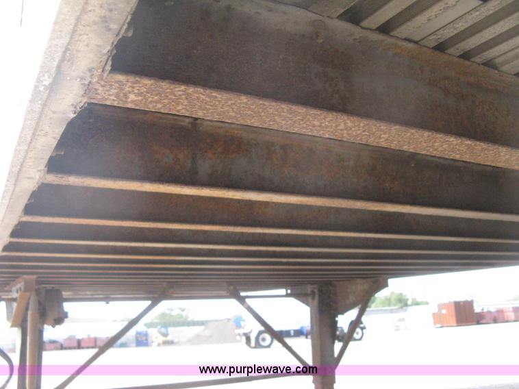 image for item H6345 1987 Pines 28' dry van trailer