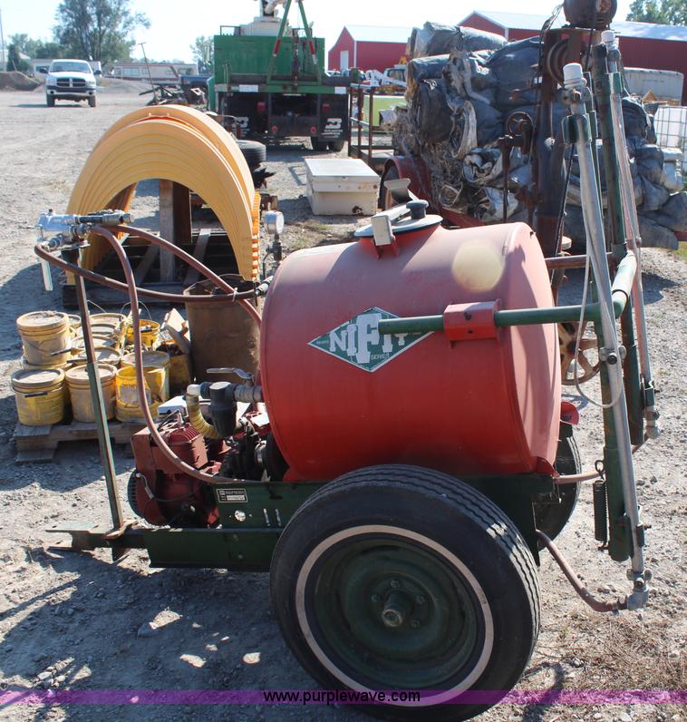 image for item H6764 Nifty 50 gallon pull type sprayer