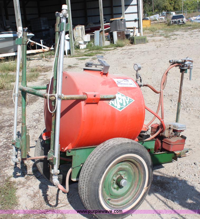 image for item H6764 Nifty 50 gallon pull type sprayer