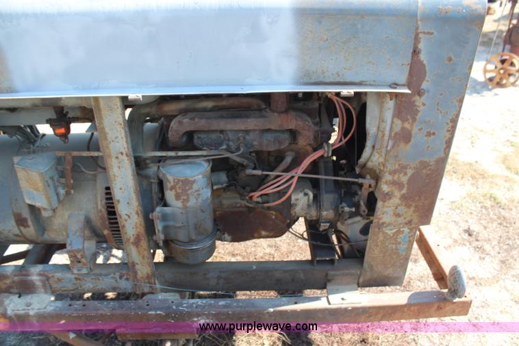 image for item H6765 Lincoln SA200 pipeline welder