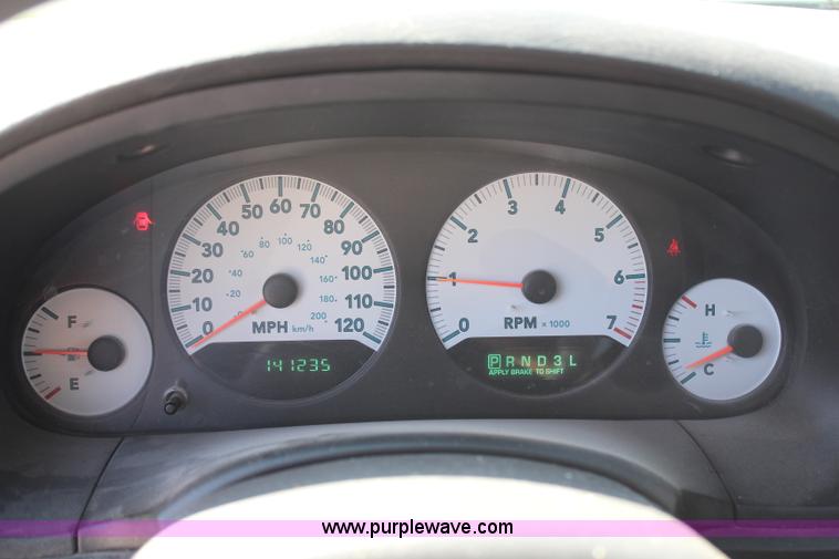 image for item H6781 2007 Dodge Caravan SXT van