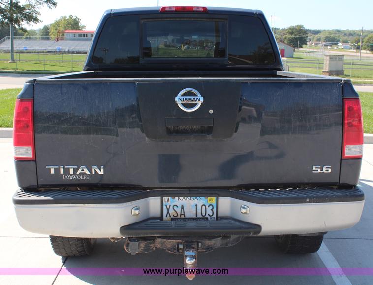 image for item H6782 2006 Nissan Titan Crew Cab pickup truck