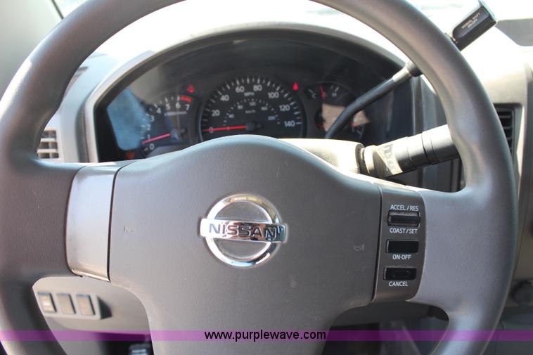image for item H6782 2006 Nissan Titan Crew Cab pickup truck