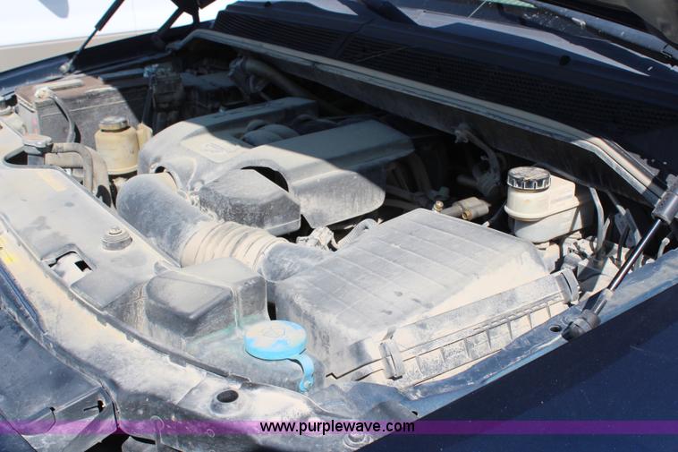 image for item H6782 2006 Nissan Titan Crew Cab pickup truck