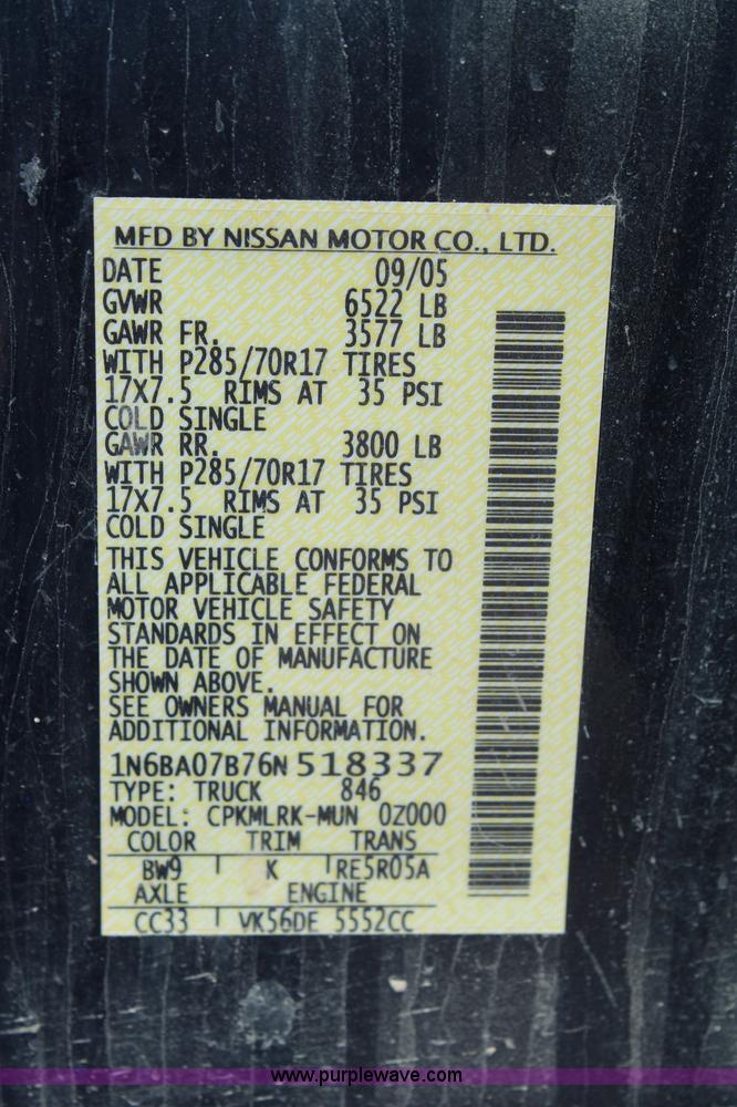 image for item H6782 2006 Nissan Titan Crew Cab pickup truck