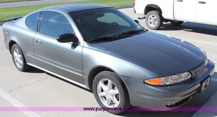image for item H6827 2004 Oldsmobile Alero GL