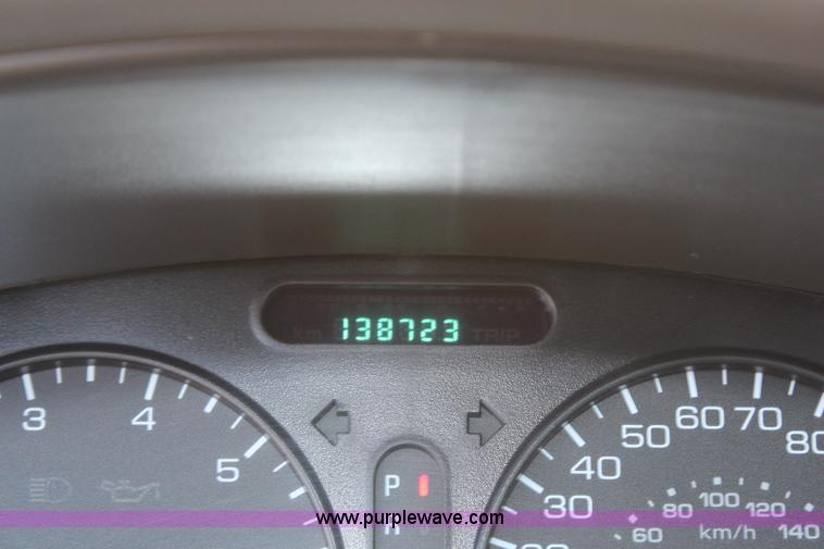 image for item H6827 2004 Oldsmobile Alero GL