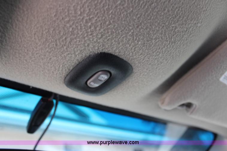 image for item H6827 2004 Oldsmobile Alero GL