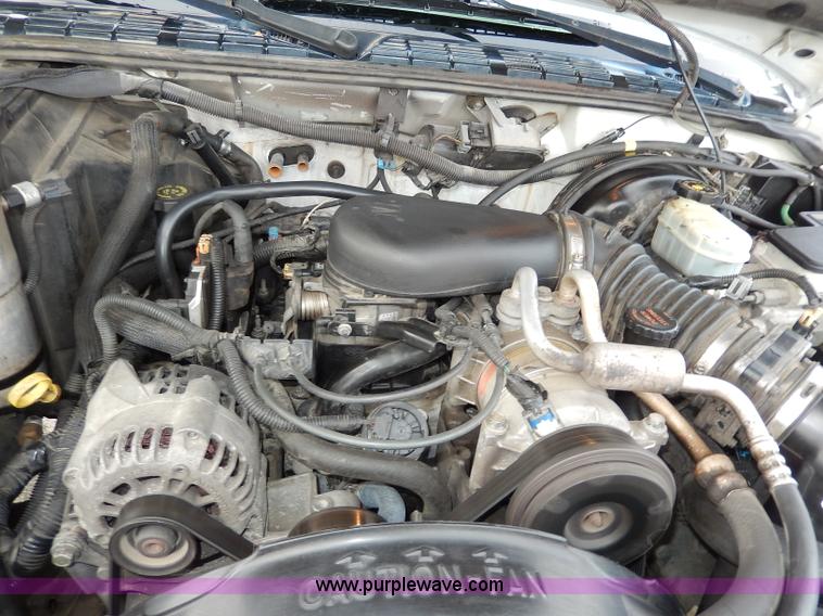 image for item I4301 2000 GMC Jimmy Envoy SLT SUV