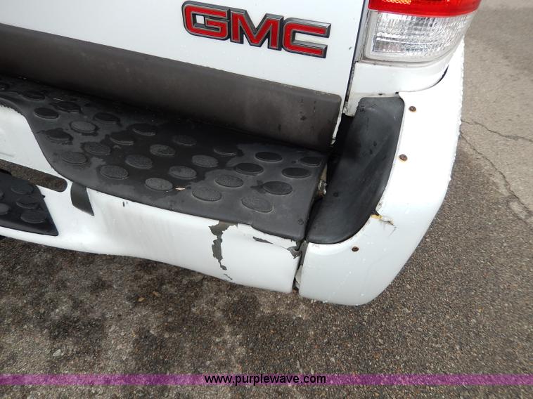 image for item I4301 2000 GMC Jimmy Envoy SLT SUV