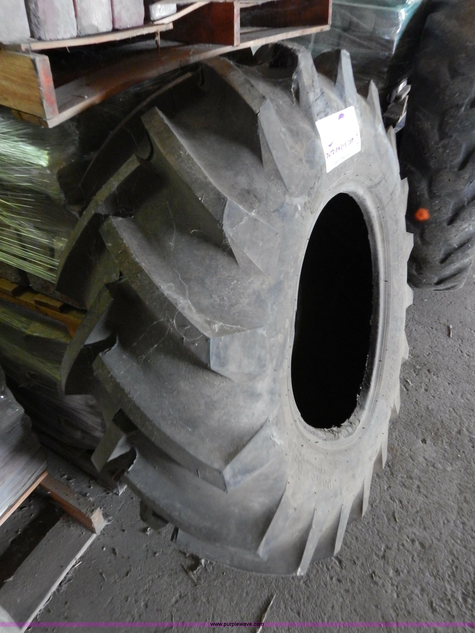 BF Goodrich Silvertown 16.924 tire in Kansas City, MO Item B5905