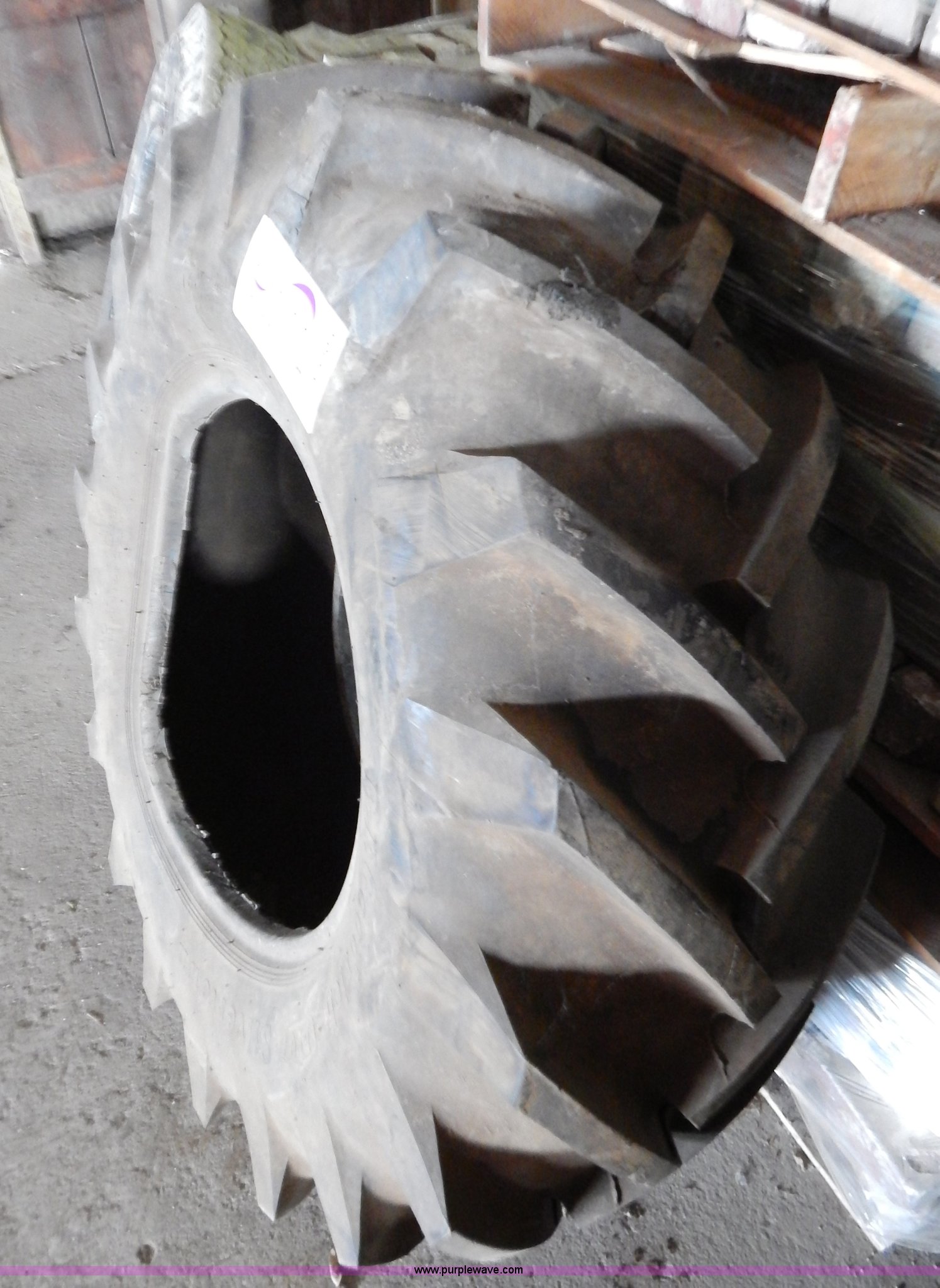 BF Goodrich Silvertown 16.924 tire in Kansas City, MO Item B5905